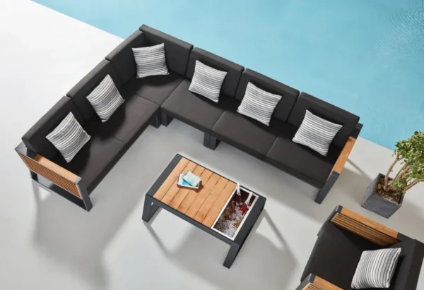 New York/C Corner Set